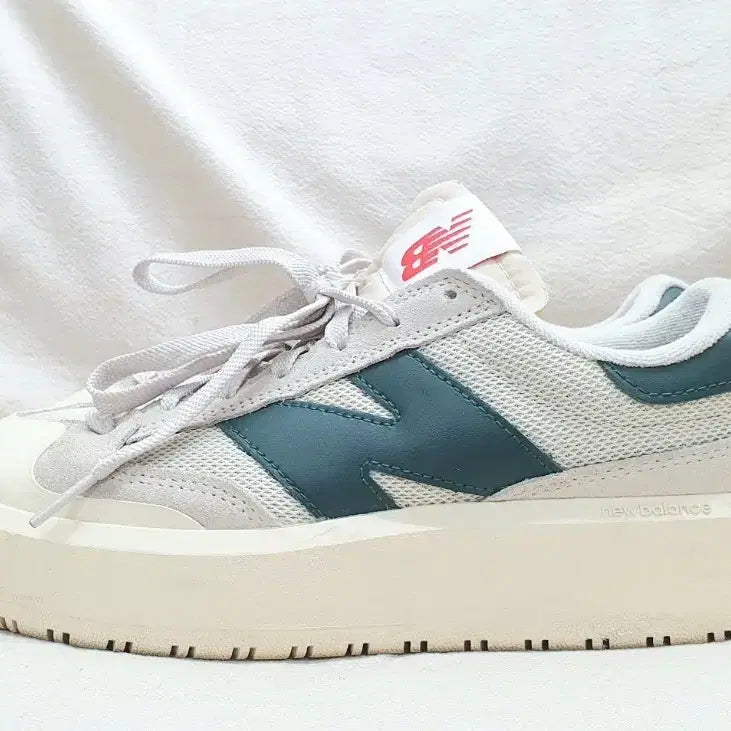 [SOLD OUT] 뉴발란스 CT302 베이지 그린 245
