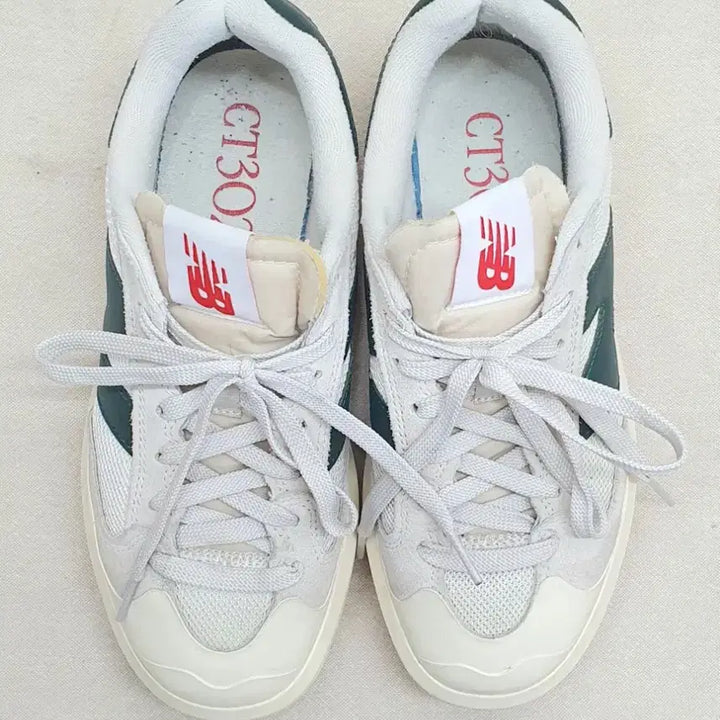 [SOLD OUT] 뉴발란스 CT302 베이지 그린 245