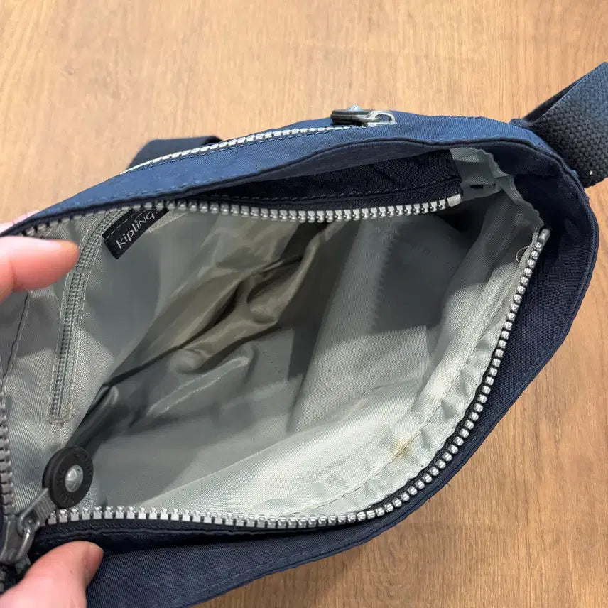 [SOLD OUT] Kipling 키플링 미니 숄더백