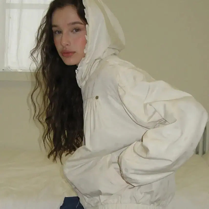 [BUNJANG] Ronron Windbreaker Jacket / 론론 도트 바람막이 아이보리