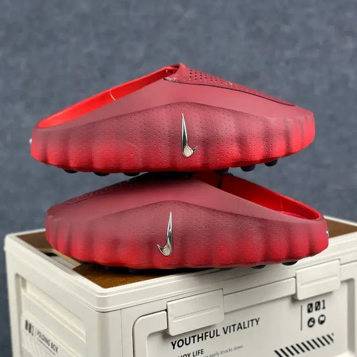 [BUNJANG] Nike Mind Red Slippers (Size 265) / 나이키 Nike Mind 빨간색 슬리퍼  사이즈265