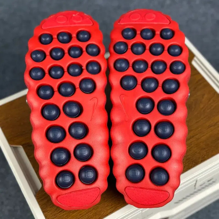 [BUNJANG] Nike Mind Red Slippers (Size 265) / 나이키 Nike Mind 빨간색 슬리퍼  사이즈265