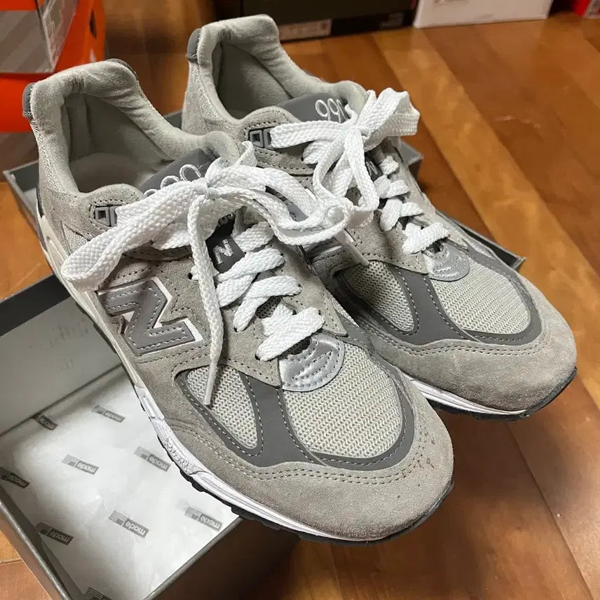[SOLD OUT] 뉴발란스 990v2 그레이 250