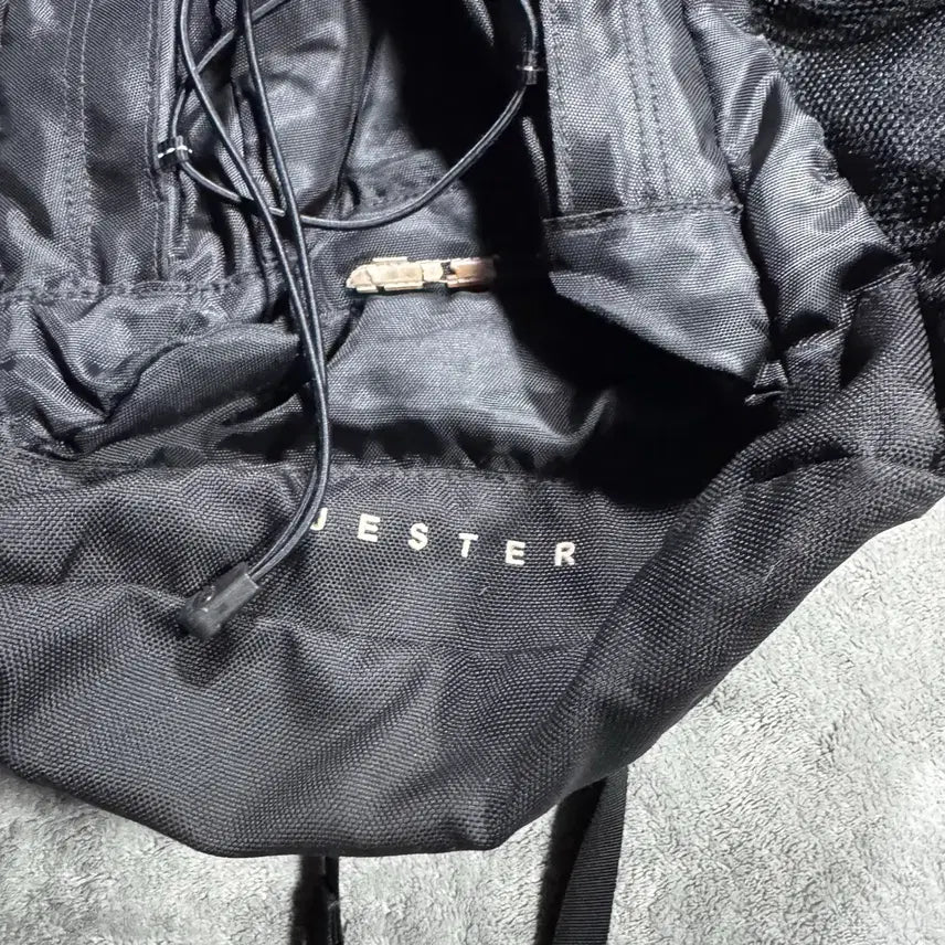[SOLD OUT] 노스페이스 제스터 블랙 백팩