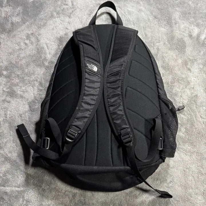 [SOLD OUT] 노스페이스 제스터 블랙 백팩