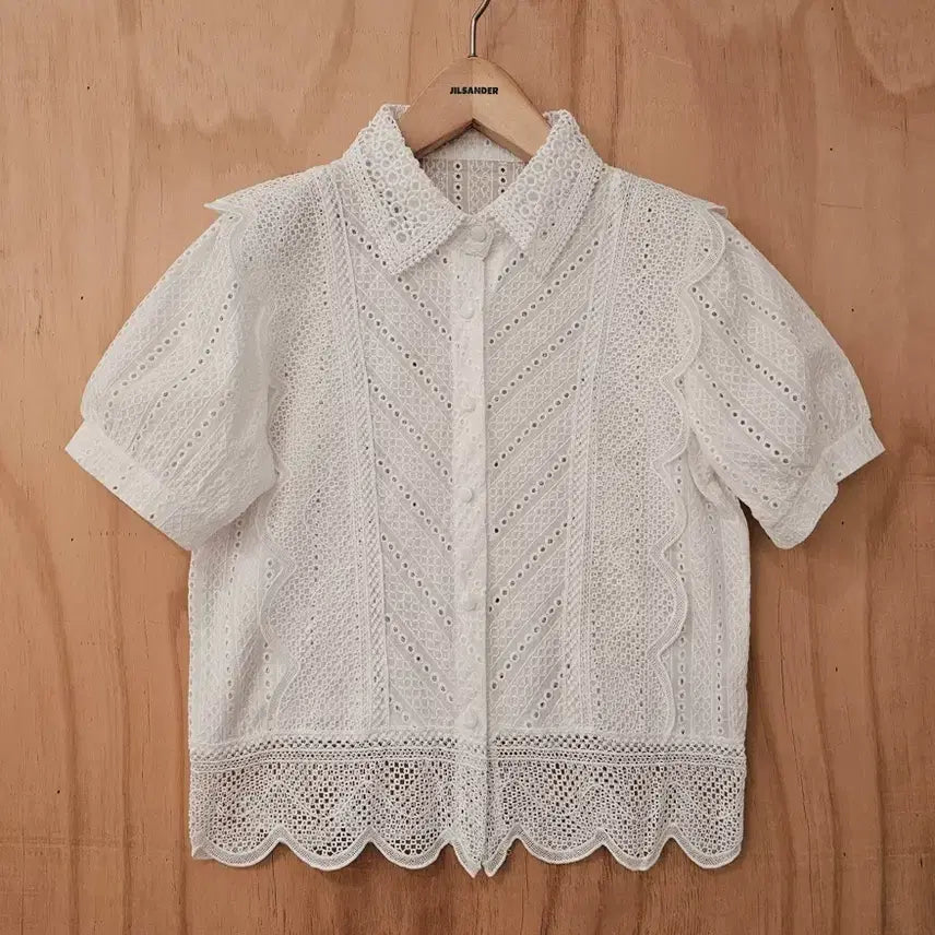 [BUNJANG] White Wing Lace Blouse / 화이트 날개레이스 블라우스 (새옷)
