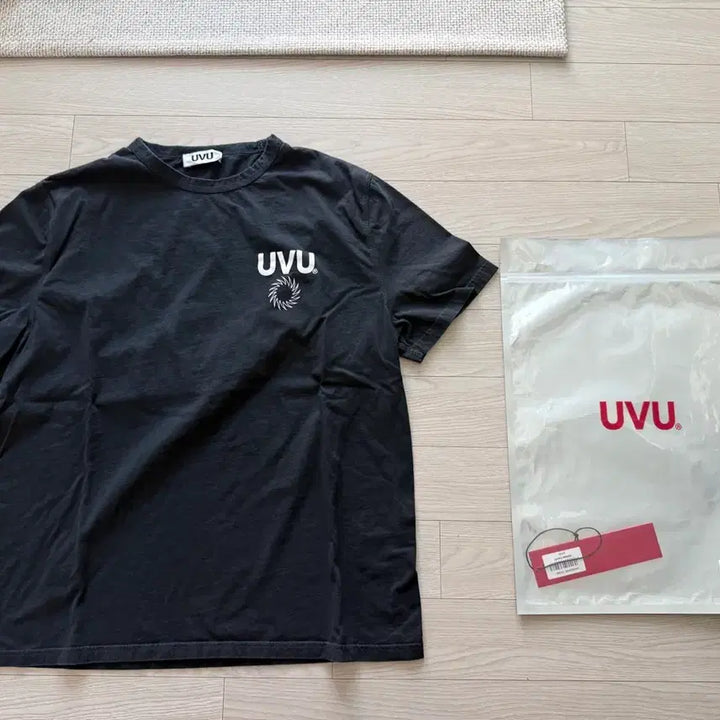 [SOLD OUT] UVU 인시그니아 티셔츠 블랙