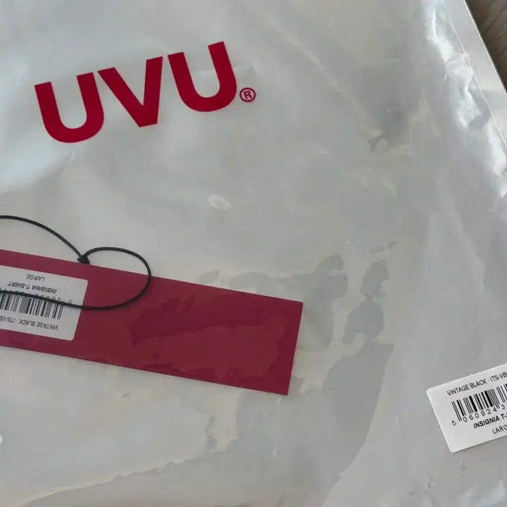 [SOLD OUT] UVU 인시그니아 티셔츠 블랙