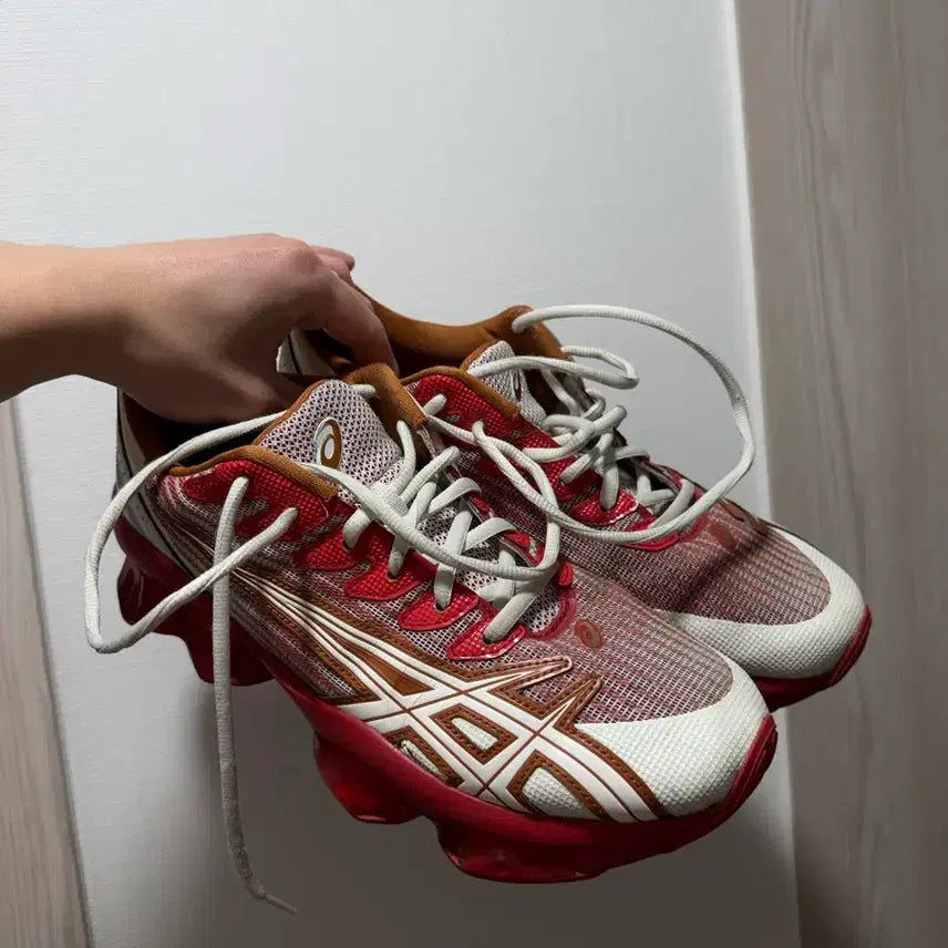 [BUNJANG] Asics Kiko Kostadinov Gel Quantum Apple Red Sneakers / 아식스 키코 코스타디노브 젤 퀀텀 애플레드