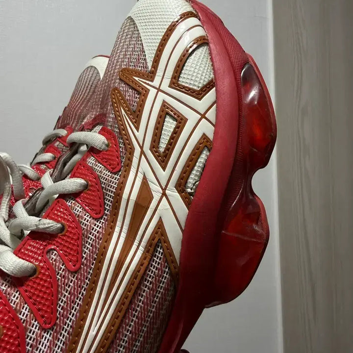 [BUNJANG] Asics Kiko Kostadinov Gel Quantum Apple Red Sneakers / 아식스 키코 코스타디노브 젤 퀀텀 애플레드