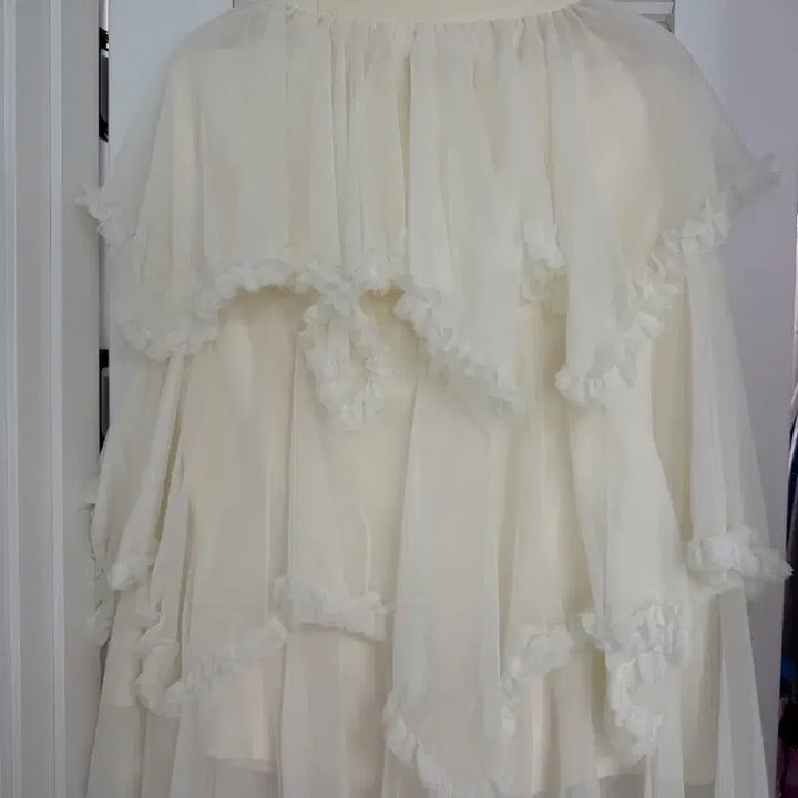 [BUNJANG] Cloudmotion Chiffon Ruffle Skirt White / 클라우드모션 쉬폰 캉캉 프릴 스커트 화이트