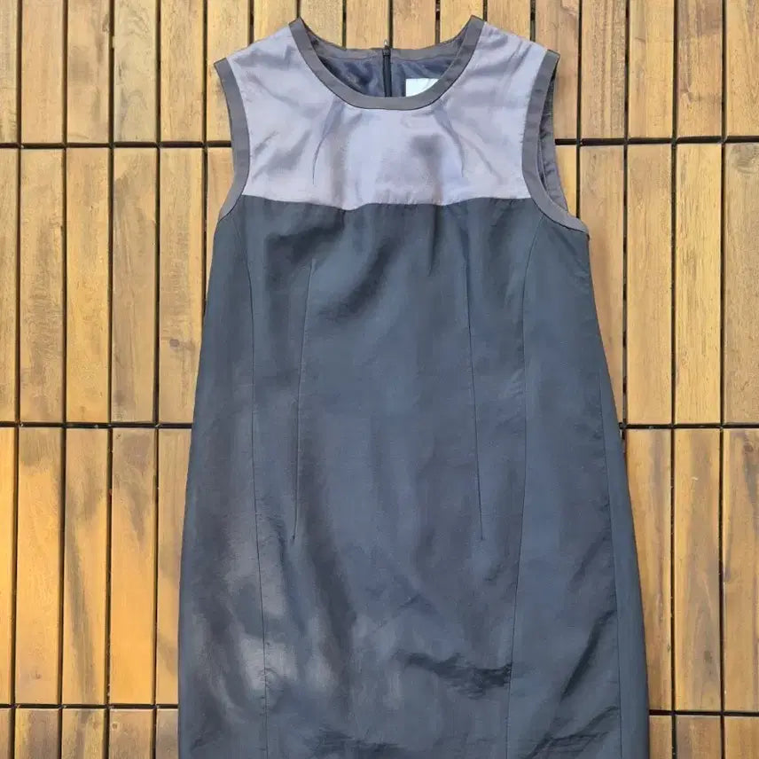 [BUNJANG] Kuho Two-Tone Sleeveless Dress / 구호 배색 민소매 원피스 견100%