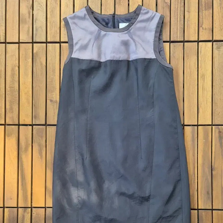 [BUNJANG] Kuho Two-Tone Sleeveless Dress / 구호 배색 민소매 원피스 견100%