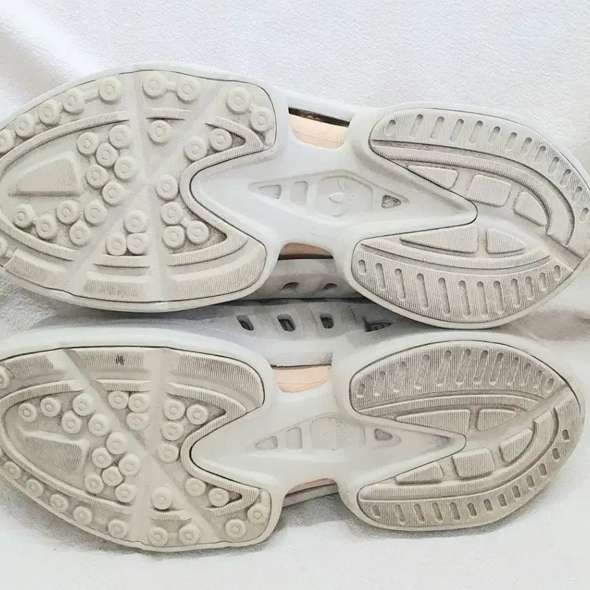 [SOLD OUT] 아디다스 아디폼 클라이마쿨 베이지 270