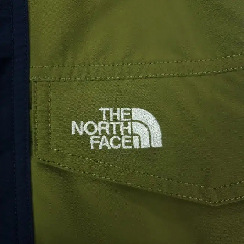 [BUNJANG] The North Face Nylon Half Pants Shorts / 노스페이스 로고 자수 나일론 하프 팬츠 반바지 M20189