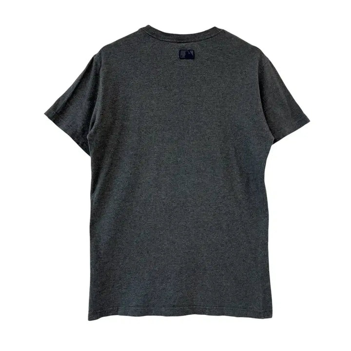 [SOLD OUT] MLB 뉴욕양키스 슬림 핏 반팔 티셔츠 100 정품