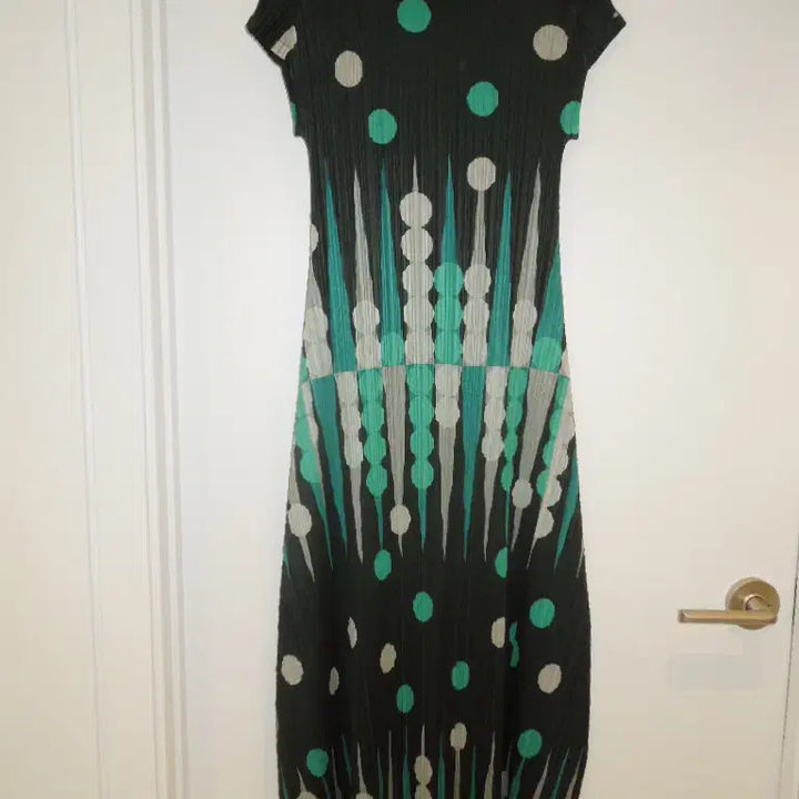 [BUNJANG] Pleats Please Dot Pattern Long Dress / 플리츠플리즈 도트 패턴 롱 원피스