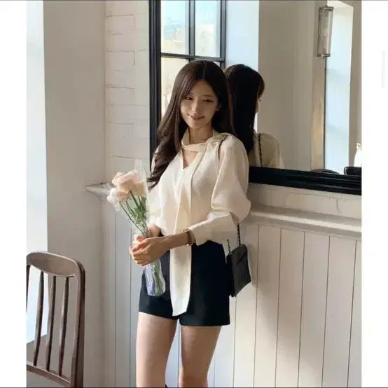 [BUNJANG] Ivory Tie Blouse / 타이블라우스 새상품