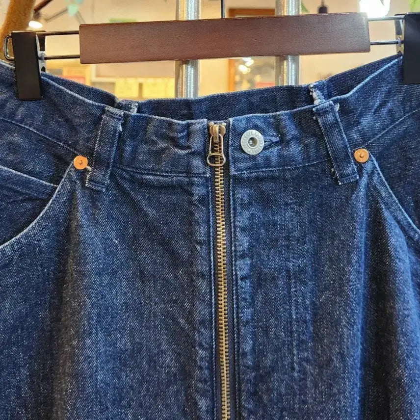 [BUNJANG] Indigo Front Zip A-line Flare Denim Skirt / 일본산 인디고 프론트 지퍼 A라인 플레어 데님 스커트