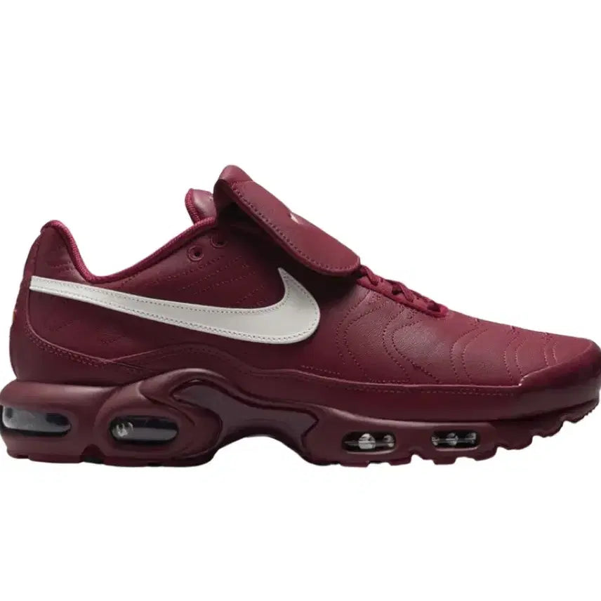 [BUNJANG] Nike Air Max Plus Team Red Sneakers / 니이키 에어맥스 플러스 팀레드 240