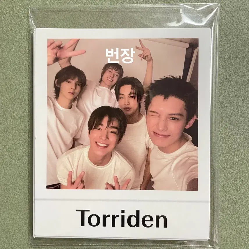 [BUNJANG] Cortis Torriden Frame Photocard Polaroid / 반택포 코르티스 토리든 프레임 포토 포카 폴라로이드