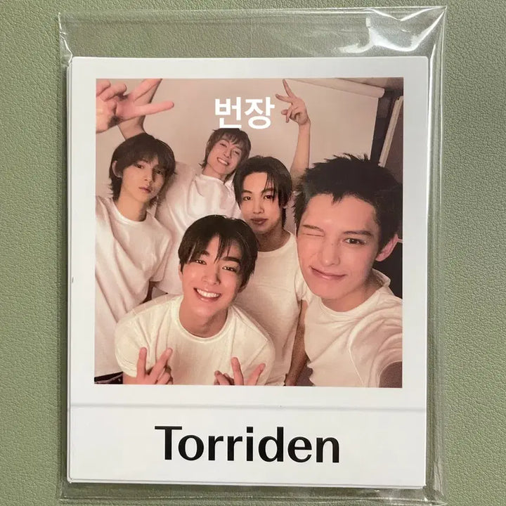 [BUNJANG] Cortis Torriden Frame Photocard Polaroid / 반택포 코르티스 토리든 프레임 포토 포카 폴라로이드