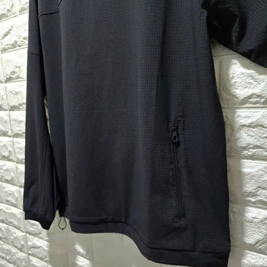 [SOLD OUT] 거의새것/ 코오롱스포츠 에어도트 긴팔 라운드 티셔츠 90~95