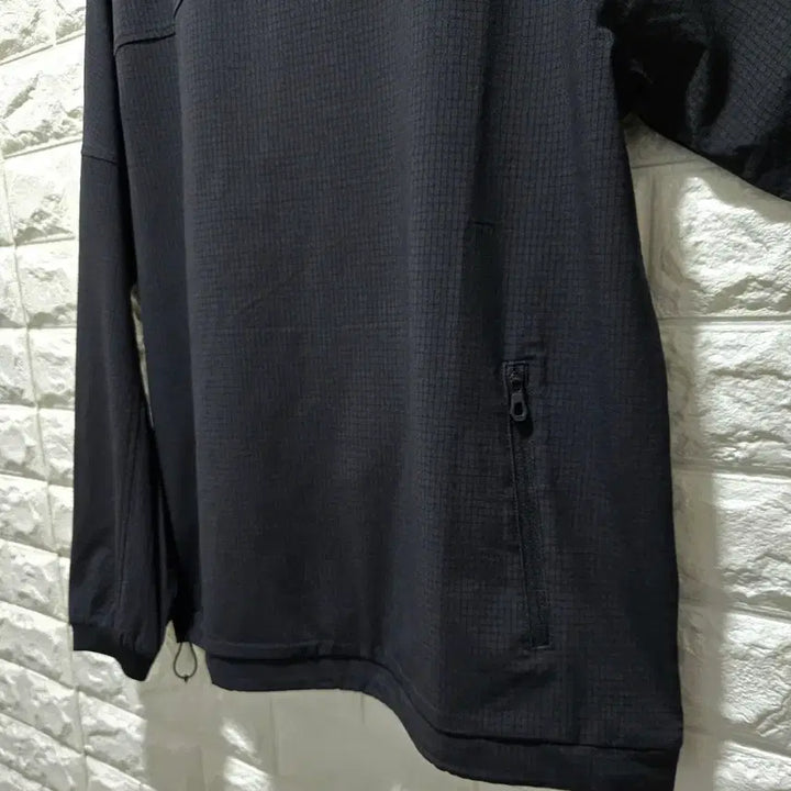 [SOLD OUT] 거의새것/ 코오롱스포츠 에어도트 긴팔 라운드 티셔츠 90~95