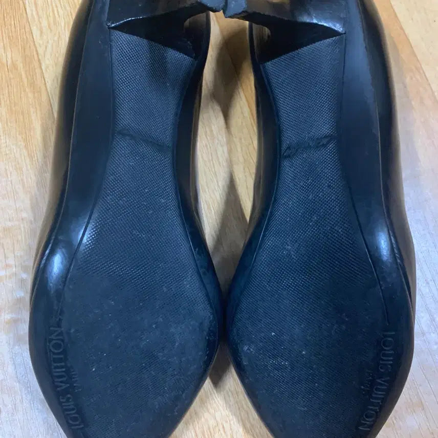 [BUNJANG] Louis Vuitton Logo-Play Pumps (Size 35.5) / 루이비통 로고-플레이 펌프스(35.5 사이즈)