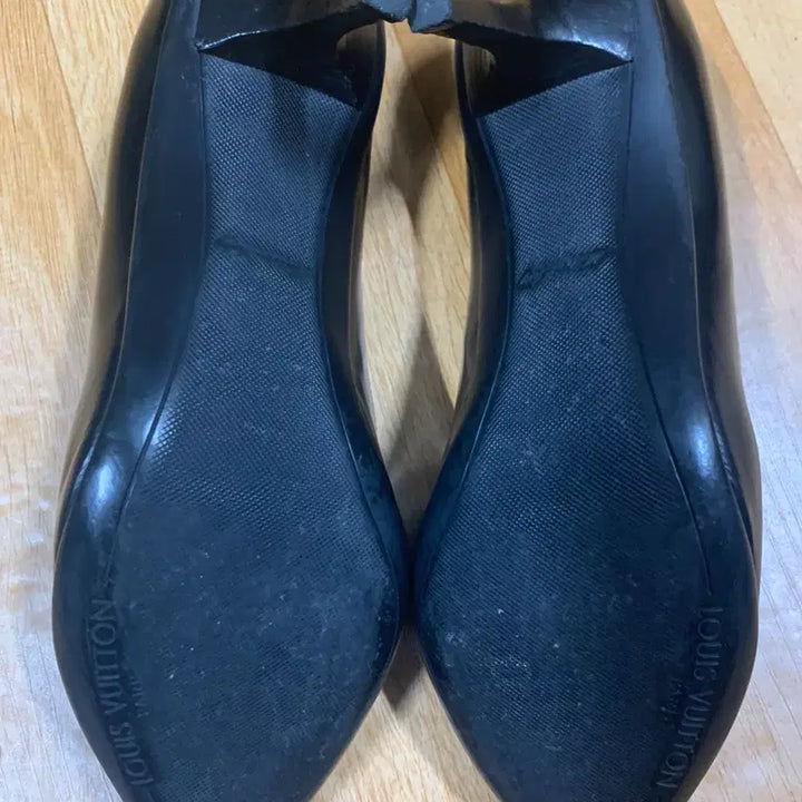 [BUNJANG] Louis Vuitton Logo-Play Pumps (Size 35.5) / 루이비통 로고-플레이 펌프스(35.5 사이즈)