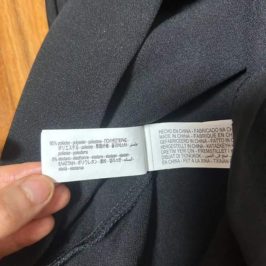 [BUNJANG] ZARA One-Shoulder Midi Dress / ZARA 블랙 원숄더 미디 드레스