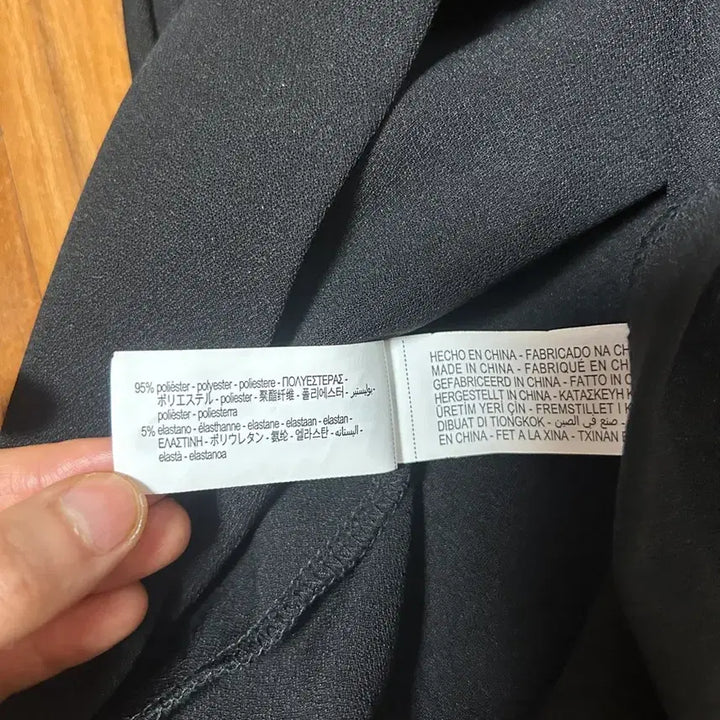 [BUNJANG] ZARA One-Shoulder Midi Dress / ZARA 블랙 원숄더 미디 드레스