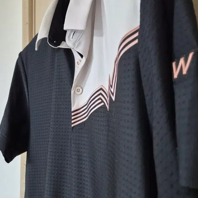 [SOLD OUT] W.ANGLE 블랙 배색 남성 반팔 카라 티셔츠 100 L