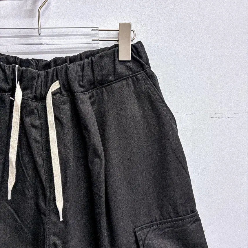 [BUNJANG] Washing Cargo Bermuda Shorts (Free Size) AF555 Black / [새상품] 워싱 카고 버뮤다팬츠 (FREE) AF555 블랙