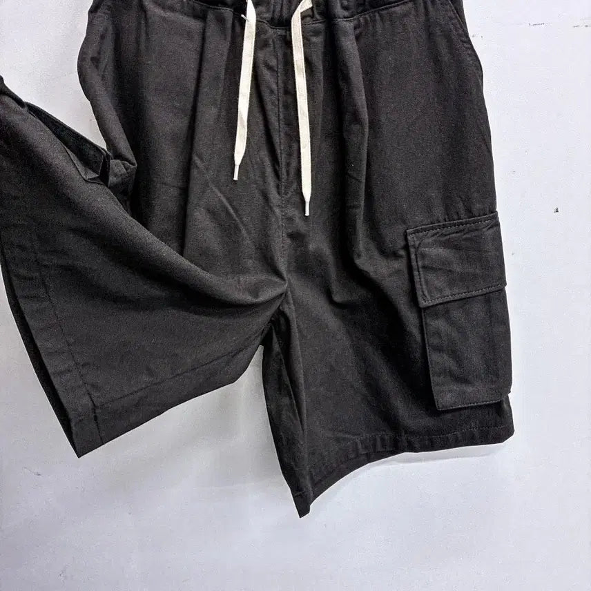 [BUNJANG] Washing Cargo Bermuda Shorts (Free Size) AF555 Black / [새상품] 워싱 카고 버뮤다팬츠 (FREE) AF555 블랙