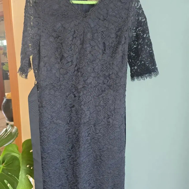 [BUNJANG] Olivia Lauren Navy Lace Dress 95 / 올리비아로렌 네이비 레이스 원피스 95
