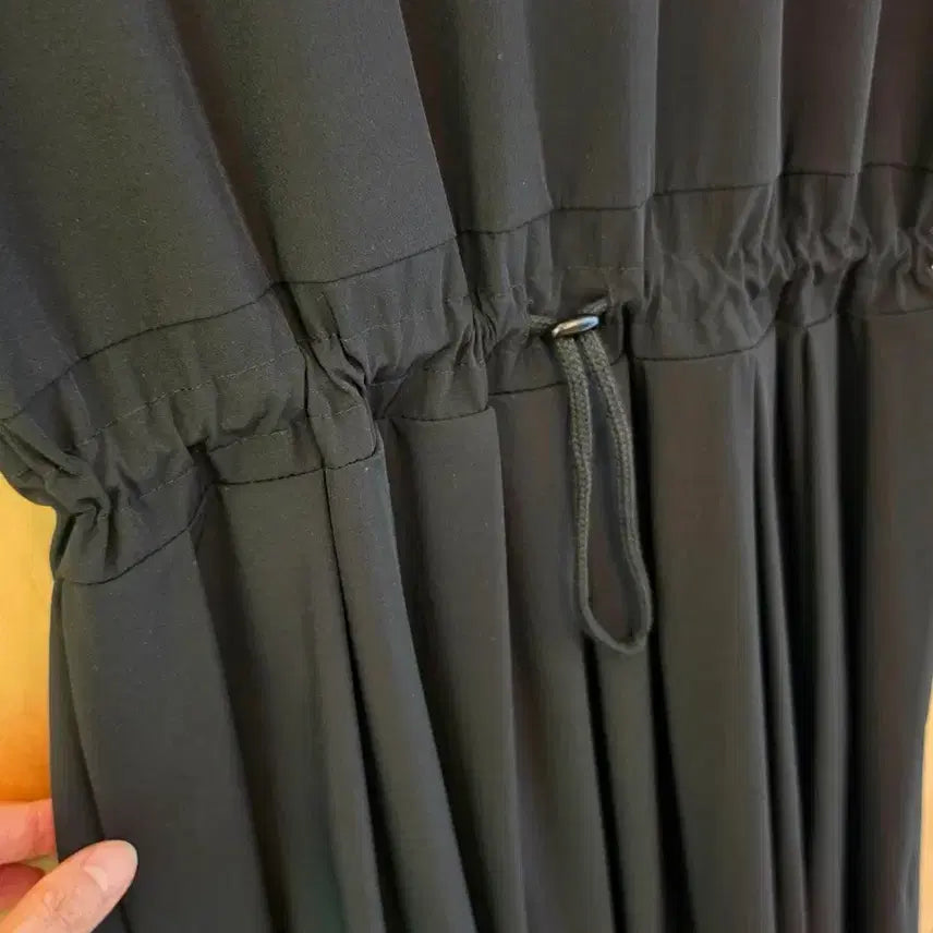 [BUNJANG] Pleated String Black Dress / 플리츠 스트링 바스락 블랙 원피스 (새옷)