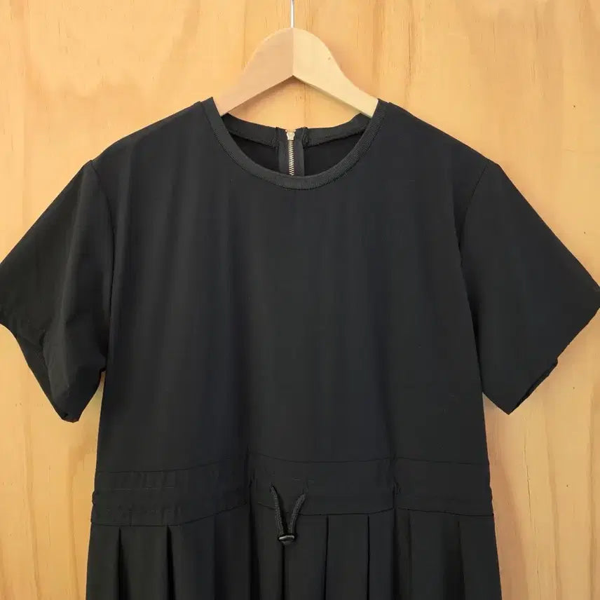 [BUNJANG] Pleated String Black Dress / 플리츠 스트링 바스락 블랙 원피스 (새옷)