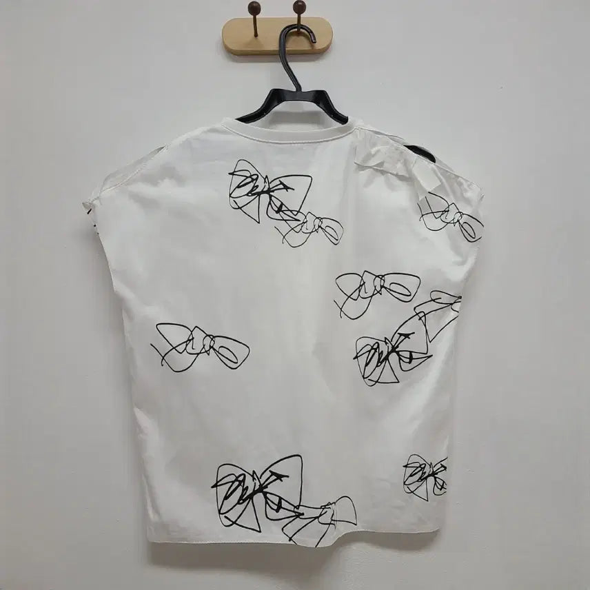 [SOLD OUT] 랑방컬렉션 슬리브리스 55-66