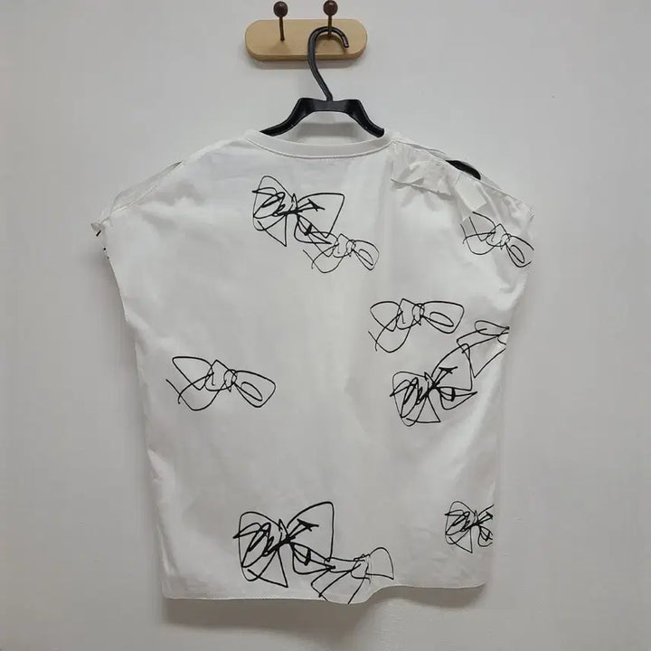 [SOLD OUT] 랑방컬렉션 슬리브리스 55-66