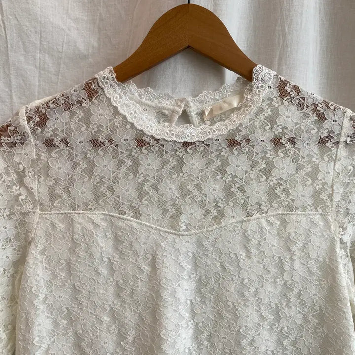 [BUNJANG] ARROW White Lace Short Sleeve Blouse (M) / ARROW 화이트 레이스 반팔블라우스(M)