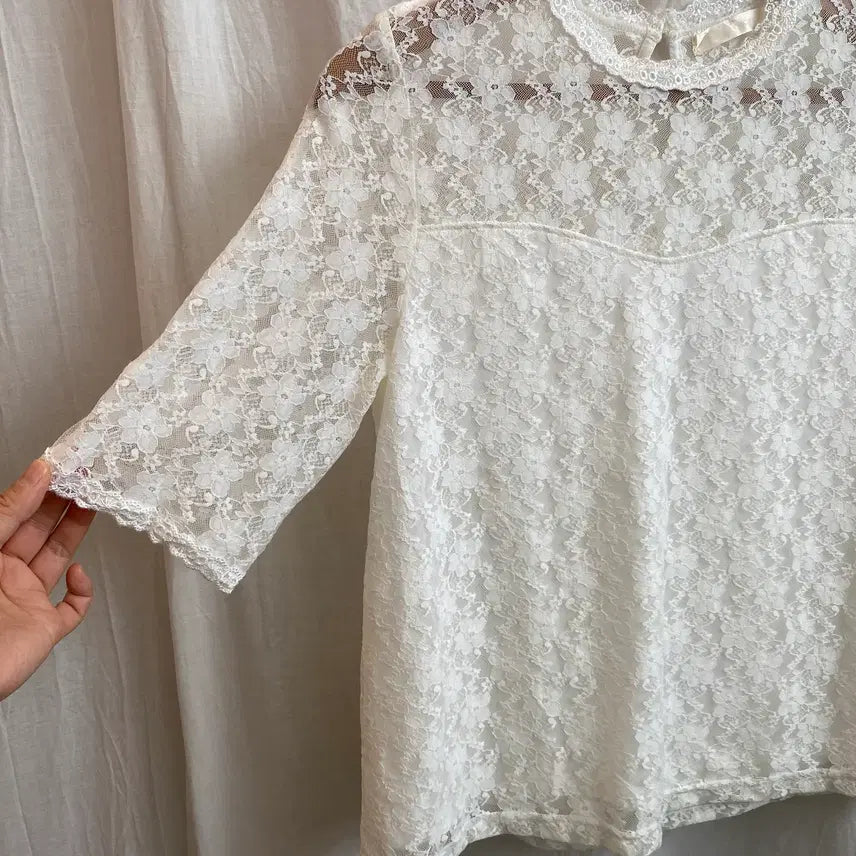[BUNJANG] ARROW White Lace Short Sleeve Blouse (M) / ARROW 화이트 레이스 반팔블라우스(M)