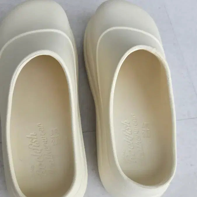 [SOLD OUT] 락피쉬웨더웨어 클로그