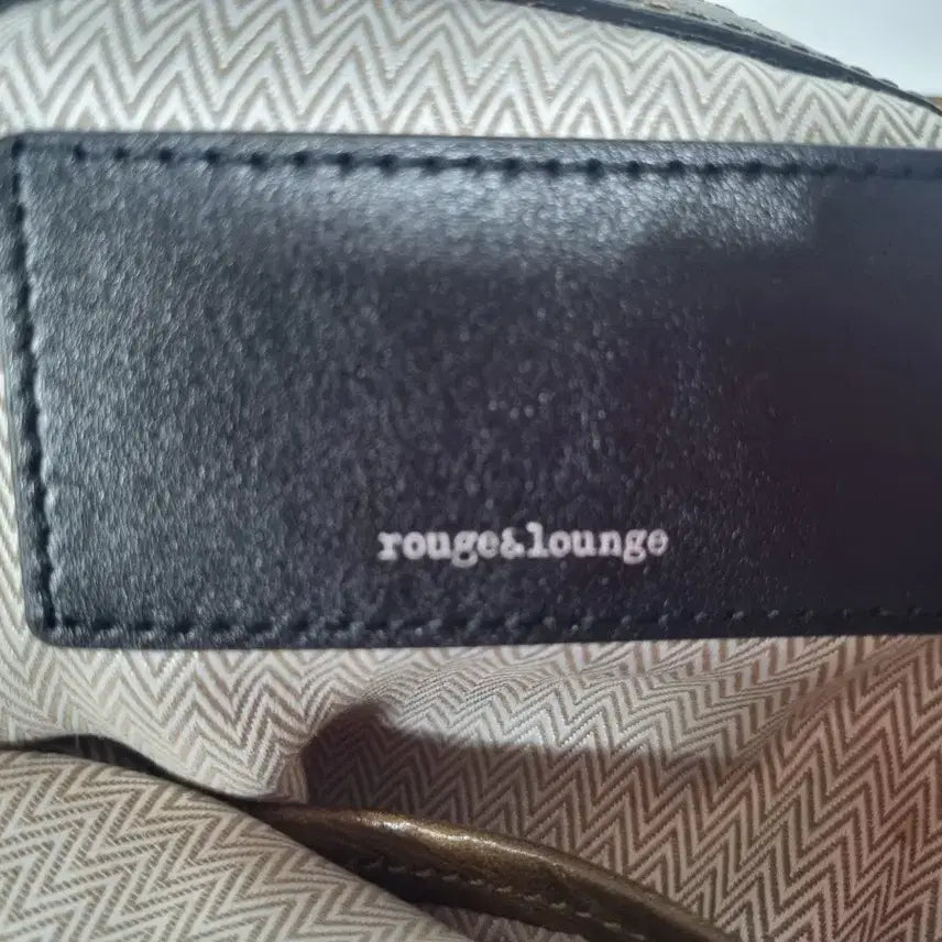 [BUNJANG] LOUISA and Lounge Vintage Brown Leather Backpack / 루즈앤 라운지 빈티지 브라운 가죽 백팩