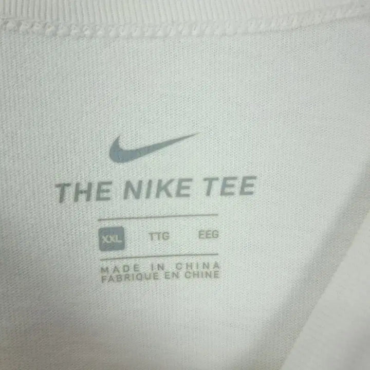 [SOLD OUT] 나이키 로고 자수 오버사의즈 반팔티 화이트 M20192