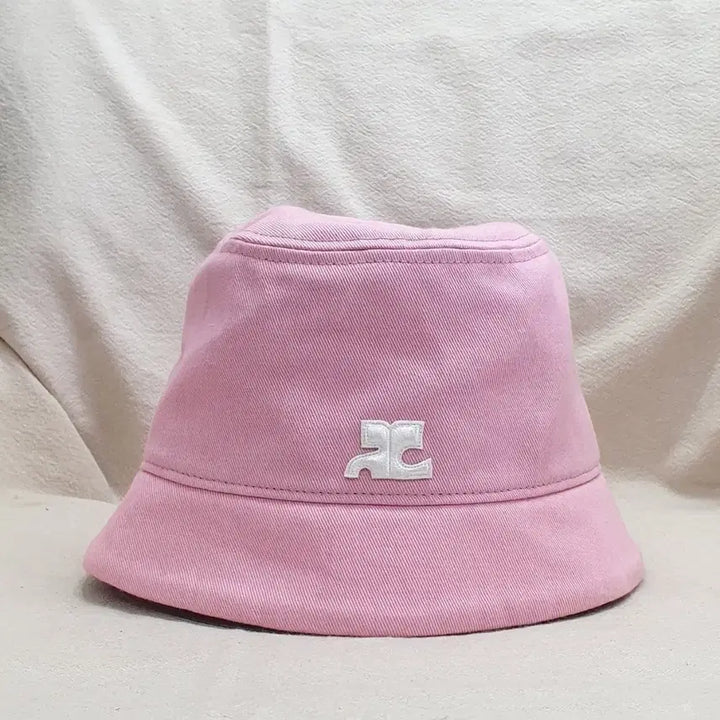 [SOLD OUT] 꾸레쥬 핑크 버킷햇 S/M