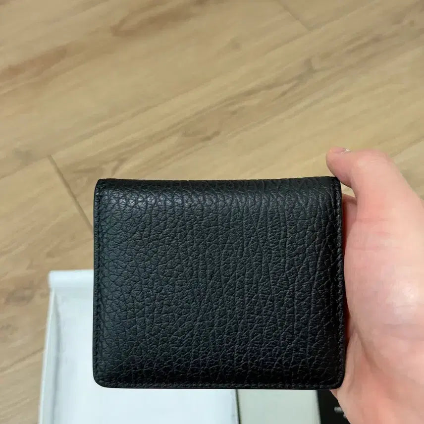 [SOLD OUT] 마르지엘라 컴팩트 반지갑 판매합니다.
