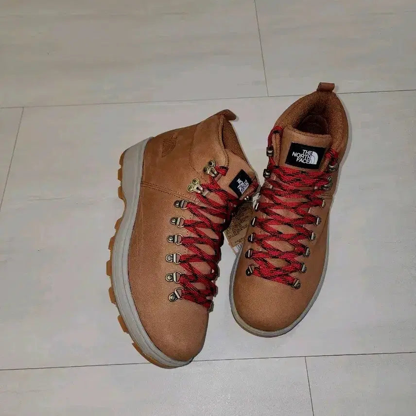 [BUNJANG] The North Face Men's Hiking Boots / 노스페이스  부츠 남성 등산화
