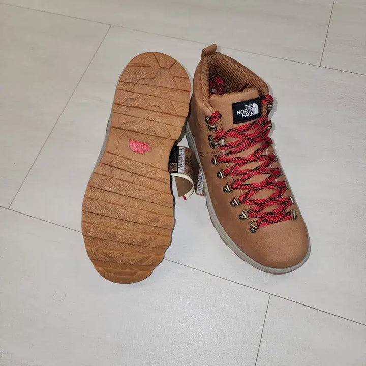 [BUNJANG] The North Face Men's Hiking Boots / 노스페이스  부츠 남성 등산화