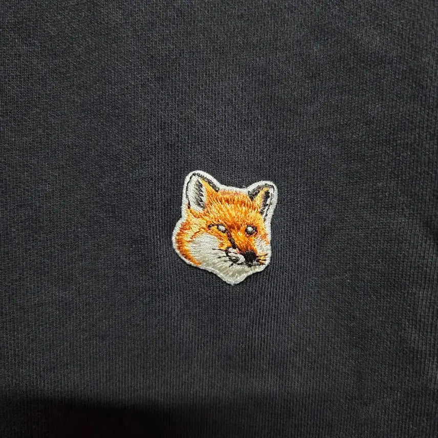 [BUNJANG] Maison Kitsune Fox Head Black Sweatshirt / (L)  메종키츠네 폭스헤드 블랙 맨투맨